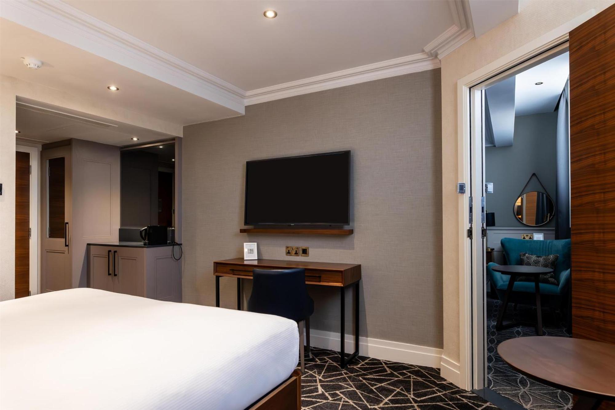 100 Queen's Gate London, Curio Collection By Hilton 5*